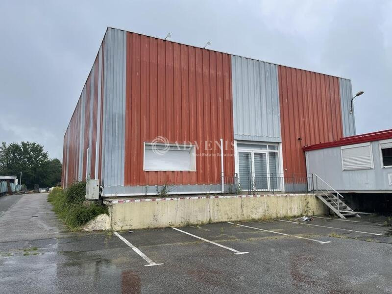 Location Local d'activités / Entrepôt Coignières