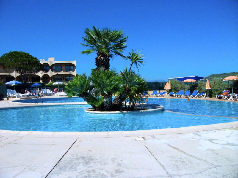 piscine de la résidence