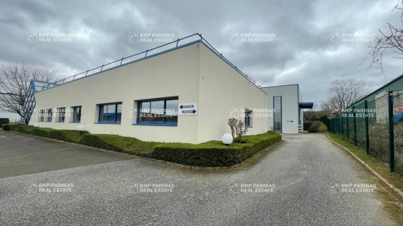 Location Local d'activités de 1536 m² Saint-Germain-de-la-Grange