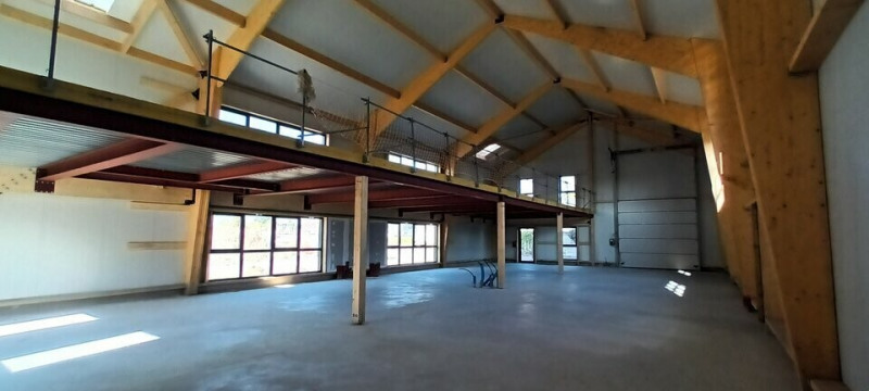 Location Local d'activités / Entrepôt Gainneville