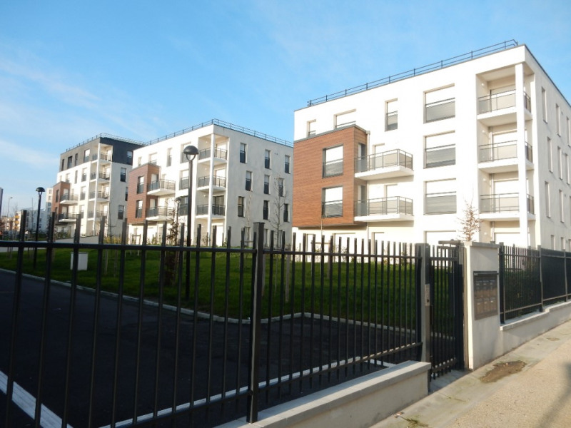 Appartement a louer garges-les-gonesse - 4 pièce(s) - 94.7 m2 - Surfyn