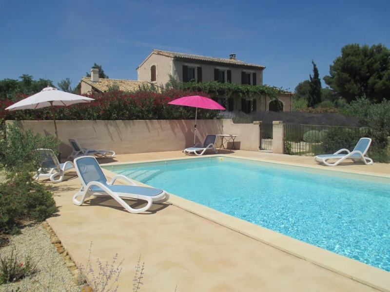 Maison De Vacances A Saint Remy De Provence En Provence Alpes Cote D Azur Pour 8 Pers 170m Amivac Com