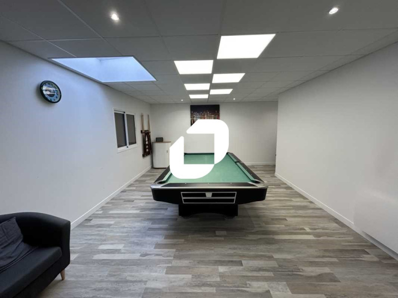 Location Local d'activités de 430 m² Saint-Pierre-du-Perray
