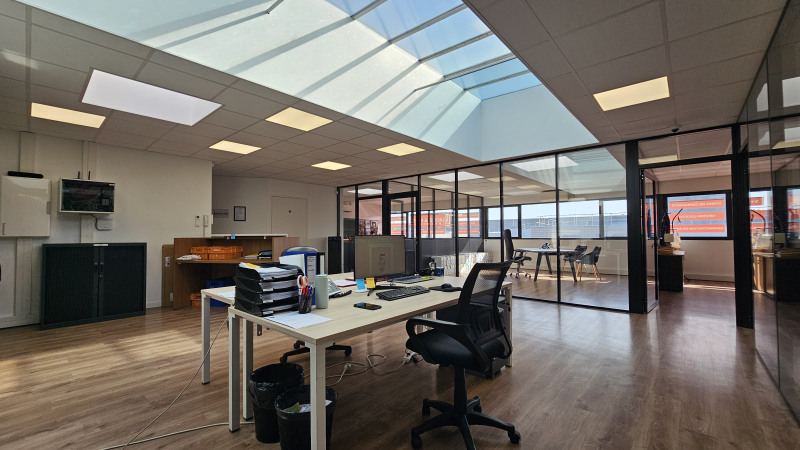 Location Bureau de 165 m² Bry-sur-Marne Centre Ancien