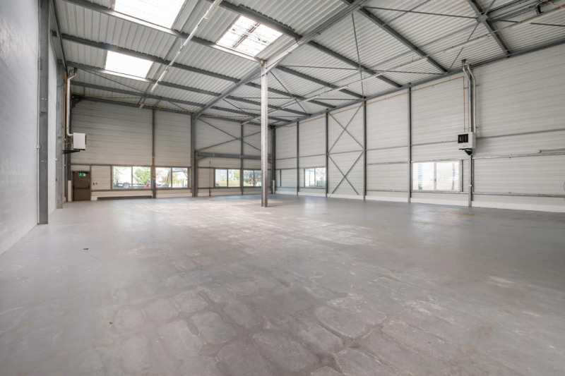 Location Local d'activités de 902 m² Le Blanc-Mesnil Abbé Niort-Jean Moulin