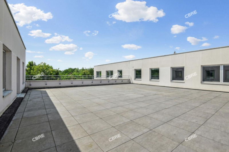 Location Bureau de 664 m² Nanterre Petit Nanterre