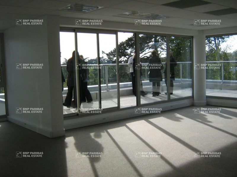 Location Bureau Écully