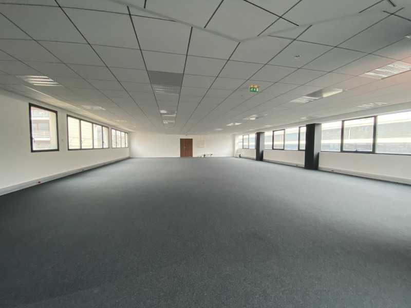 Location Bureau Chelles (77) Sud-Bords de Marne-Foch de 580 m²