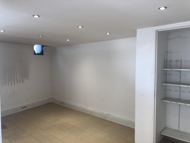 Location Boutique CharentonlePont (94) de 82,8 m² dispo immédiate