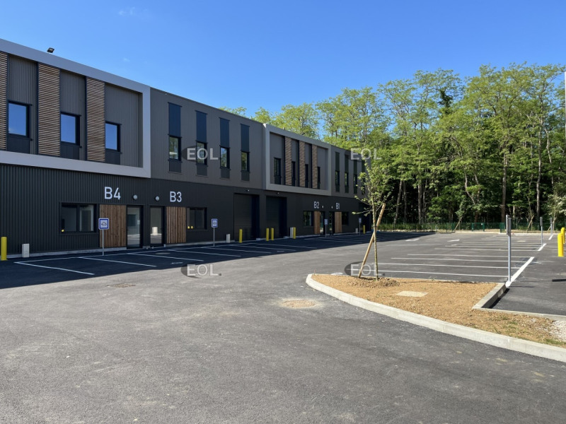 Location Entrept Les Mureaux