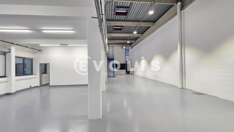 Location Local d'activités de 639 m² Fresnes Cerisaie-Medicis