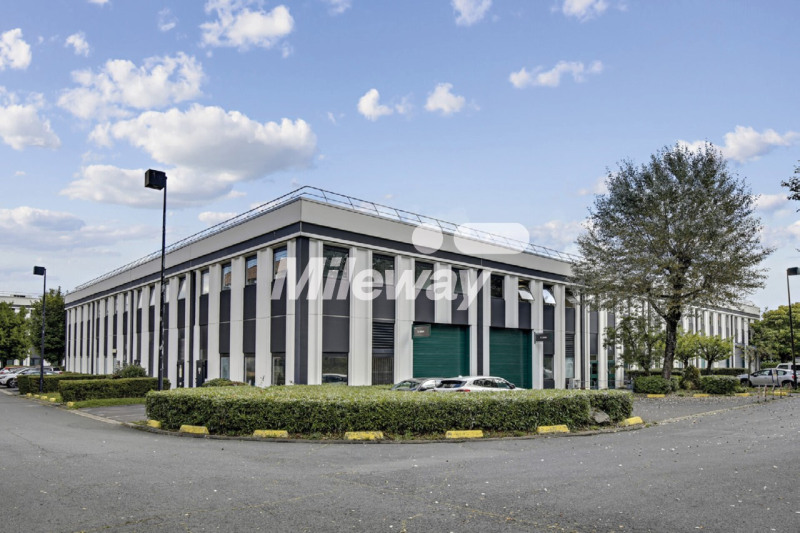 Location Bureau de 122 m² Verrières-le-Buisson Les Gros Chenes-Les Godets-Le Grand Clos