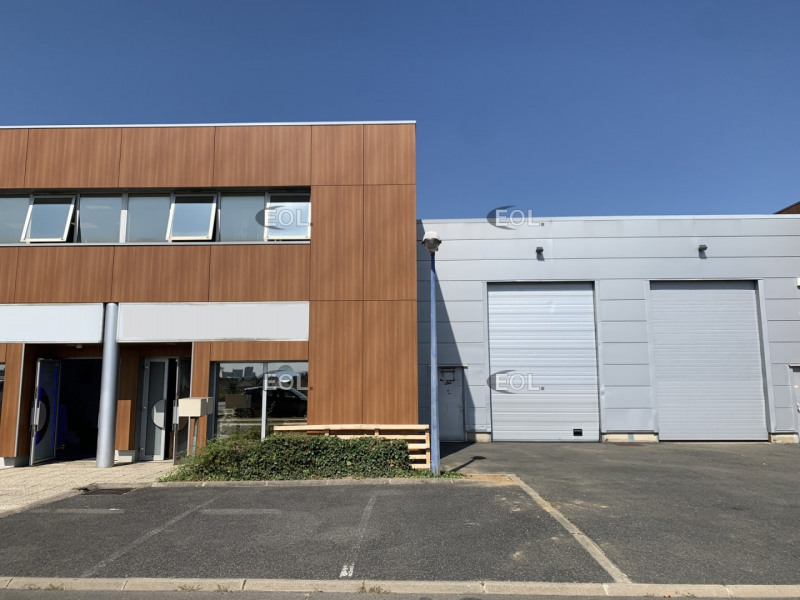 Location Local d'activités de 368 m² Cormeilles-en-Parisis Les Champs Guillaume