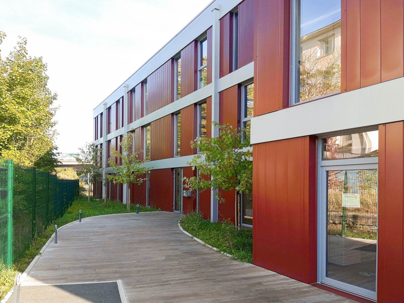 Location Bureau de 199 m² Brunoy Centre