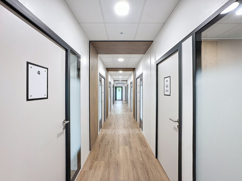 Location Local d'activités de 14 m² Montigny-le-Bretonneux Base de Loisirs