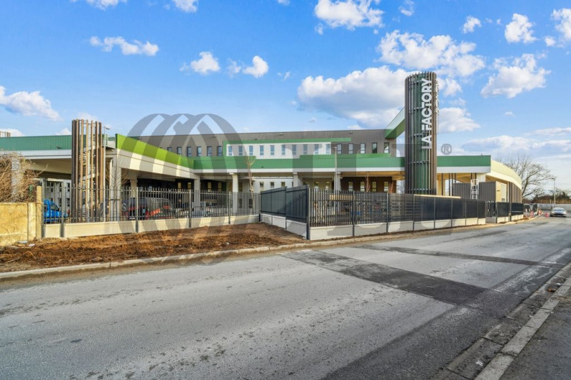 Location Local d'activités de 19123 m² Bondy