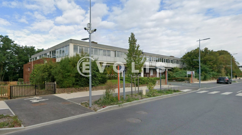 Location Bureau de 230 m² Igny Sud