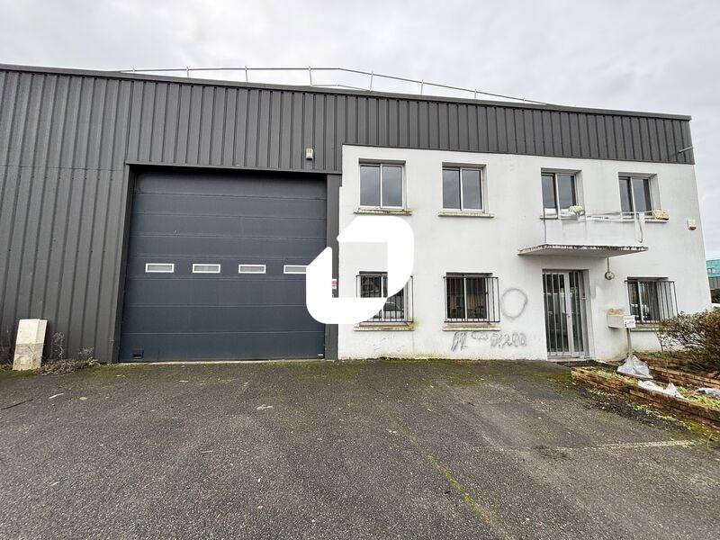 Location Local d'activités de 319 m² Saint-Michel-sur-Orge Montatons