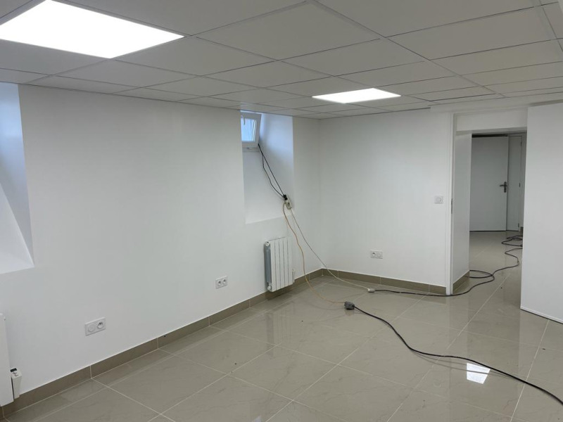 Location Local d'activités de 100 m² Domont Le Lycee