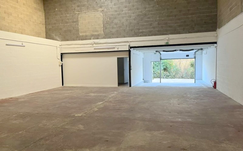 Location Local d'activités de 283 m² Eaubonne Le Bois du Luat