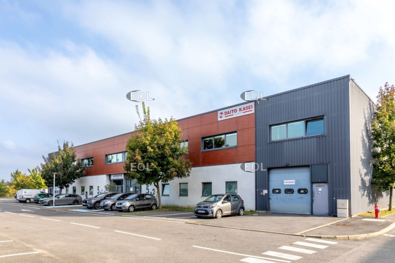 Location Local d'activités de 847 m² Taverny Les Ecouardes