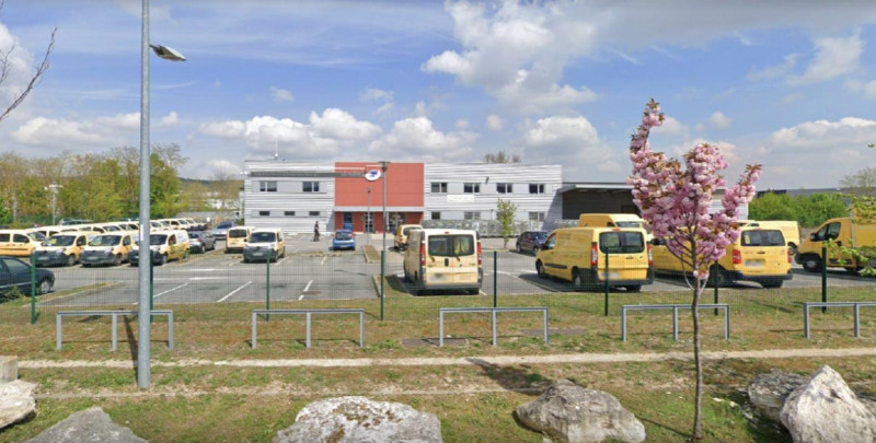 Location Local d'activités de 1546 m² Chanteloup-les-Vignes La Plaine