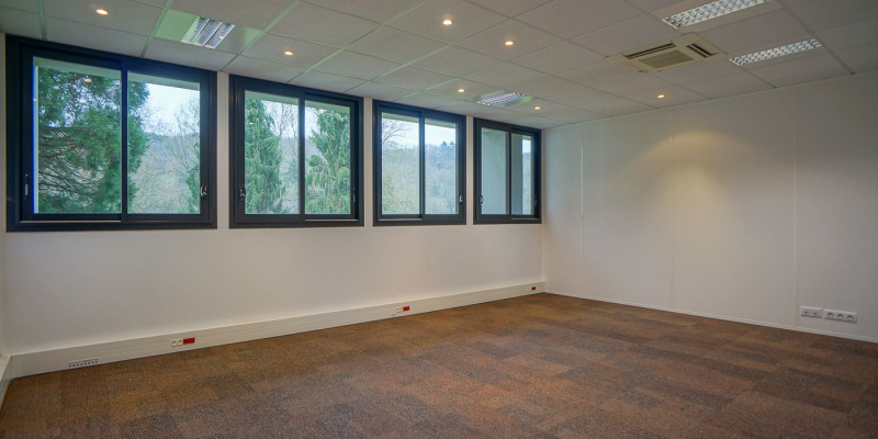Location Bureau Voisins-le-Bretonneux