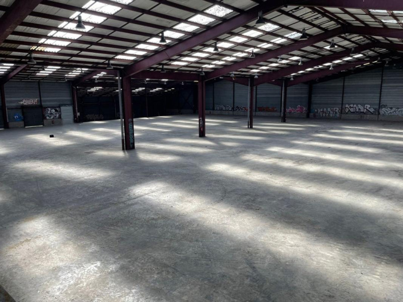 Location Local d'activités de 4586 m² Provins Zup Nord