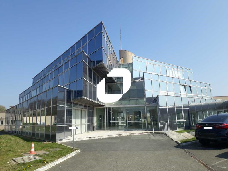 Location Bureau de 391 m² Les Essarts-le-Roi Gallot