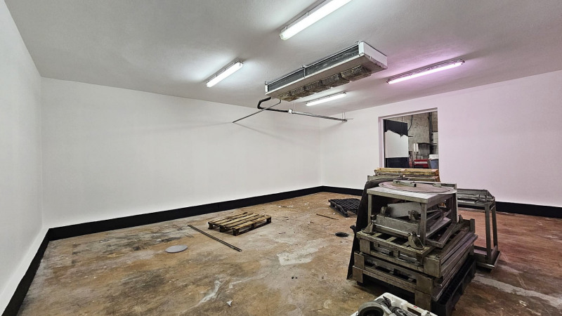 Location Local d'activités de 90 m² Le Plessis-Trévise Saint Antoine