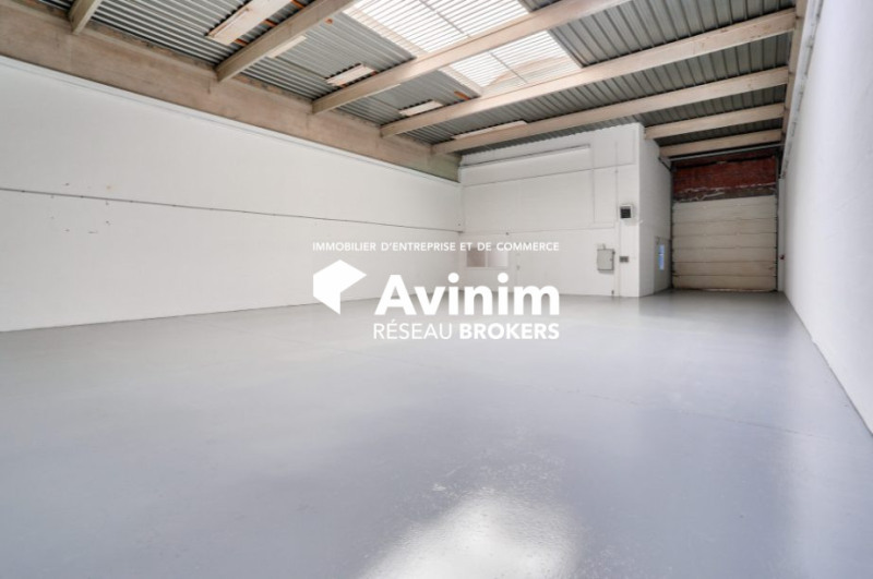 Location Entrepôt de 165 m² Saint-Ouen-l'Aumône Vert Galant
