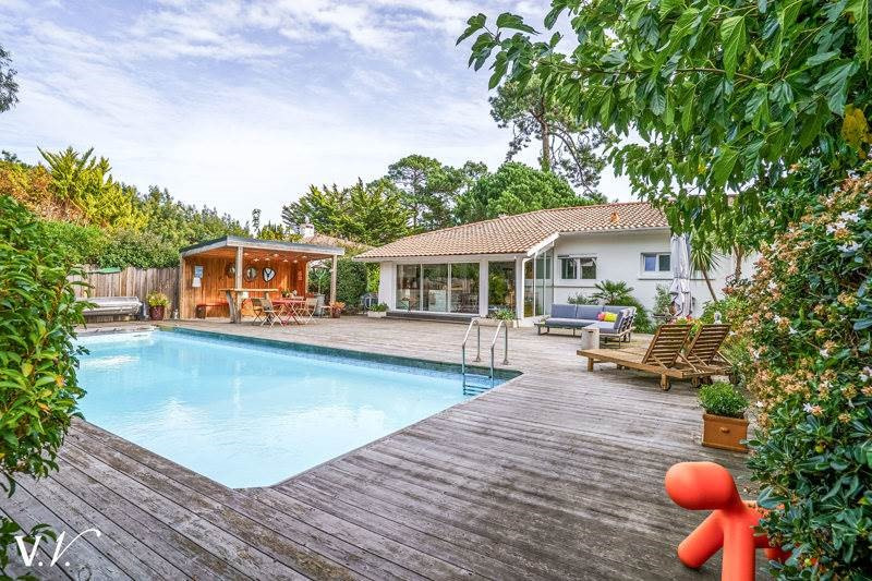 Maison de luxe à vendre dans le quartier Le Moulleau-Les Abatilles
