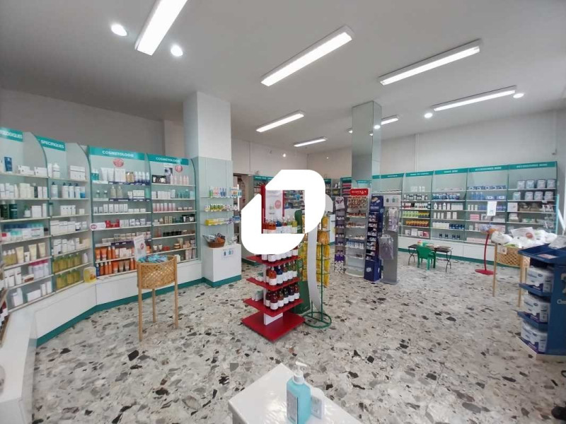 Location Bureau de 166 m² Les Clayes-sous-Bois Nord