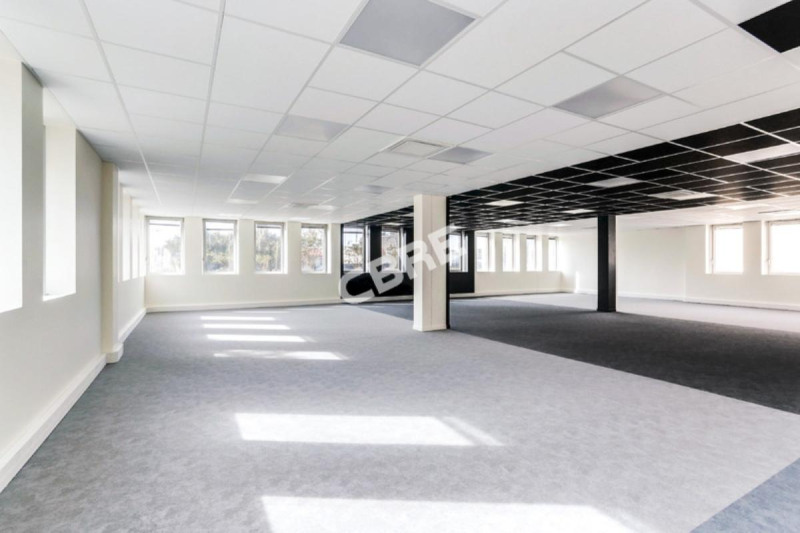 Location Bureau de 134 m² Malakoff Le Clos