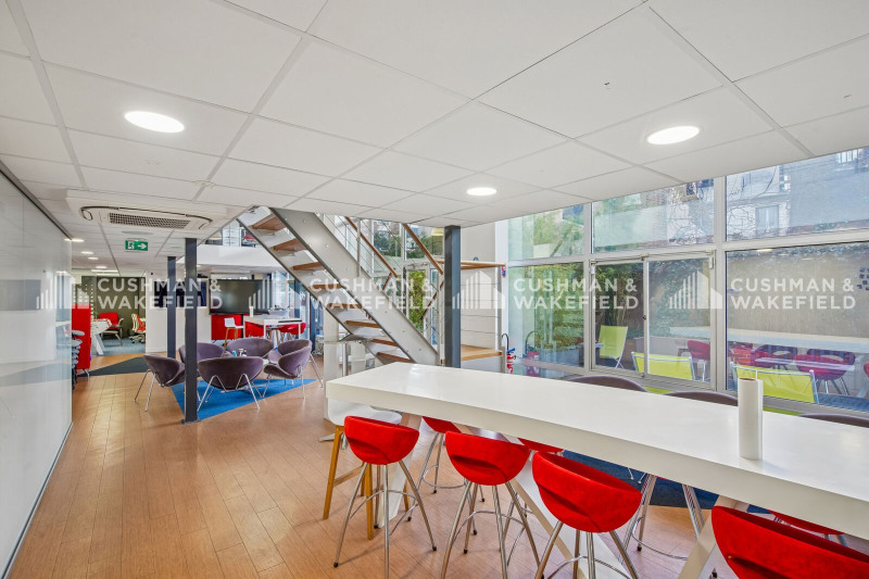 Location Bureau de 410 m² Puteaux Centre Ville-Vieux Puteaux