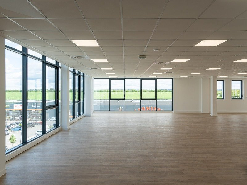 Location Bureau de 1383 m² Plaisir Les Ebisoires