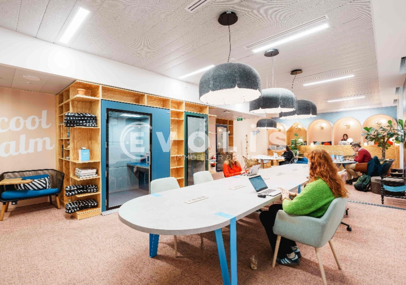 Location Bureau équipé Paris 8ème