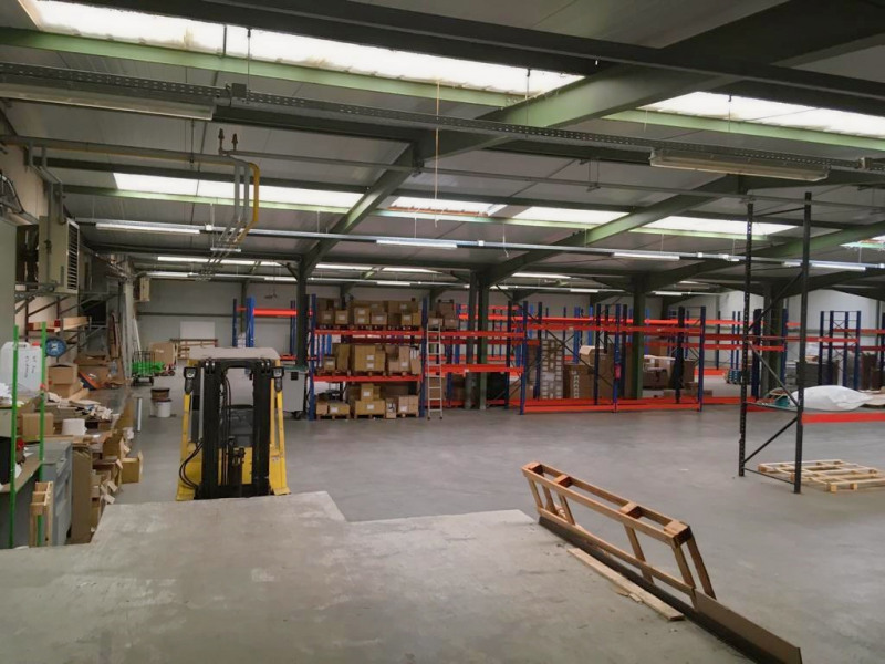 Location Local d'activités / Entrepôt Avermes