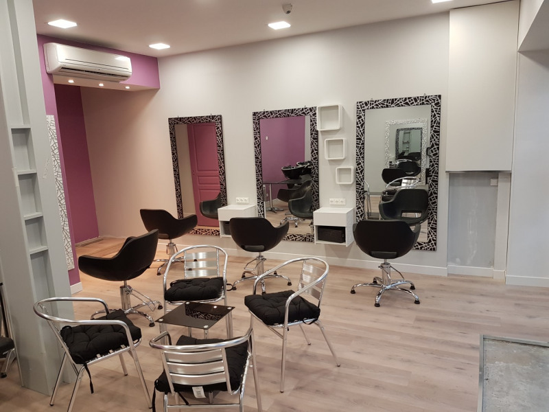 Boutique à vendre Vincennes (94) de 45 m² vitrine dispo immédiate