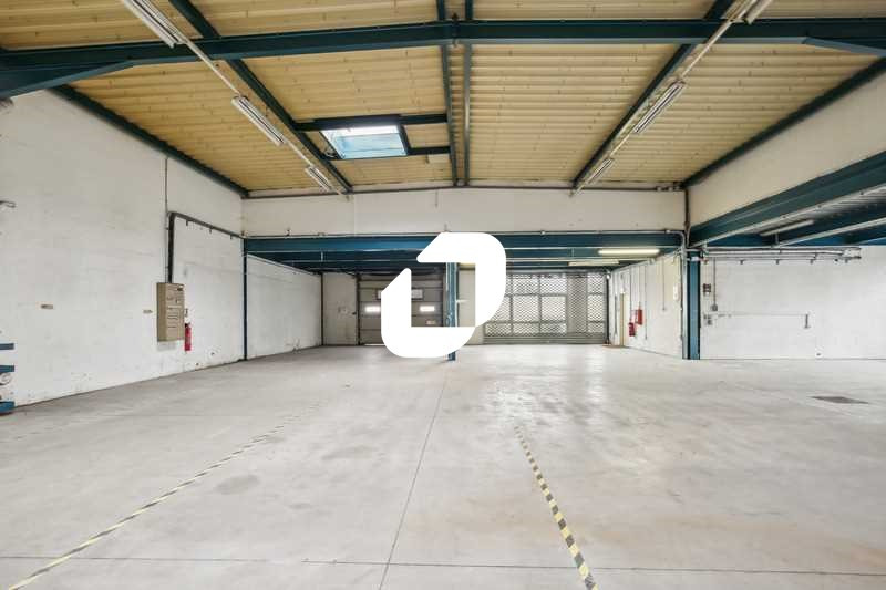 Location Local d'activités de 481 m² Tremblay-en-France Charles de Gaulle-Vieux Pays-Paris Nord