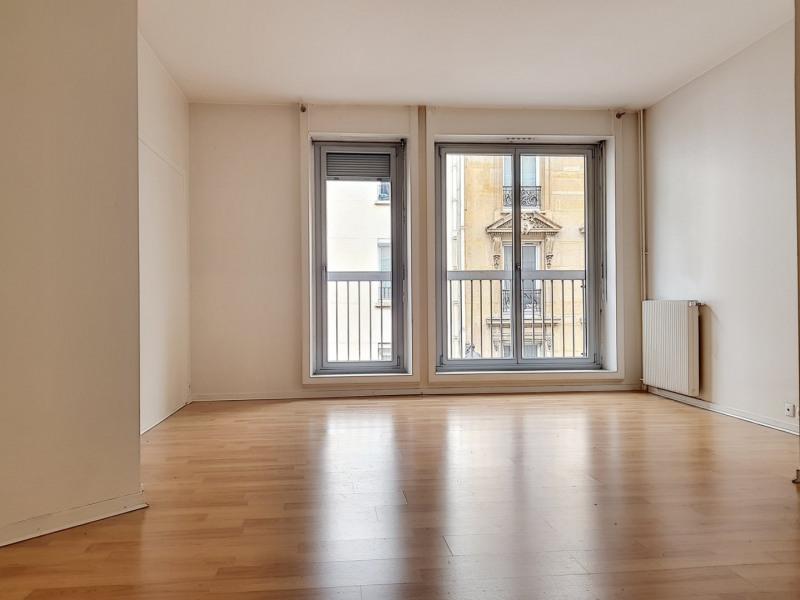 Location Appartement 2 Pieces Paris 17eme Appartement F2 T2 2 Pieces 50 22 M 1468 Mois Seloger