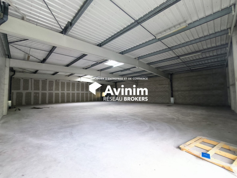 Location Local d'activités / Entrepôt Dadonville