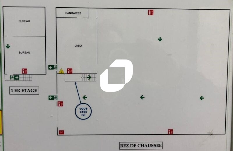 Location Local d'activités / Entrepôt Les Mureaux