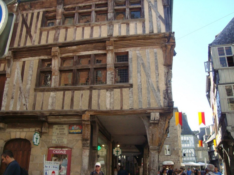 Maison à pans de bois à Dinan