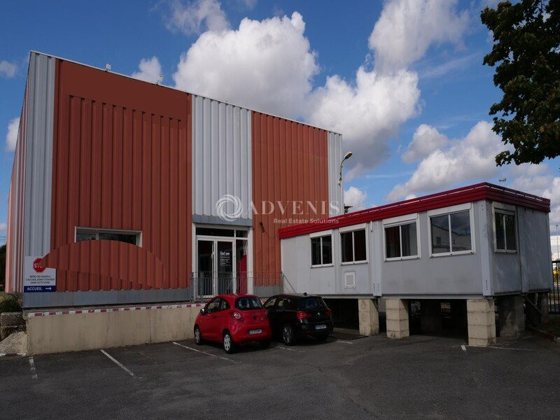 Location Local d'activités / Entrepôt Coignières