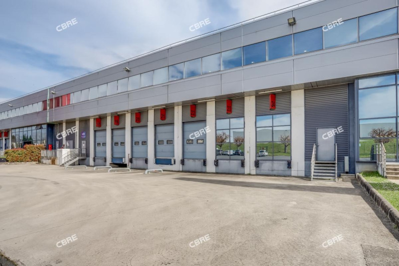 Location Local d'activités de 8577 m² Les Ulis Queue d'Oiseau