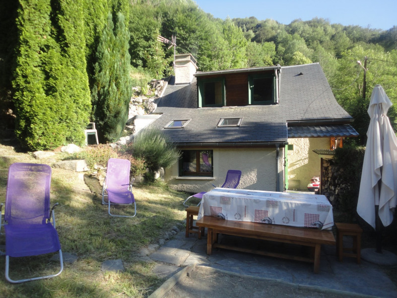 Chalet montagnard avec jardin individuel
