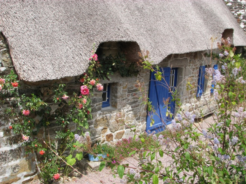 Ancienne chaumière à proximité de l'océan