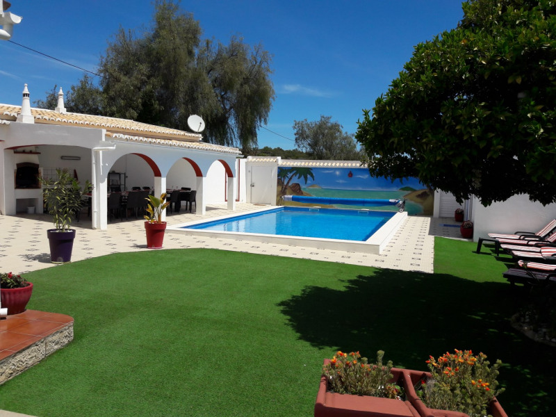 Gite De Vacances A Albufeira En Algarve Pour 10 Pers 100m Amivac Com