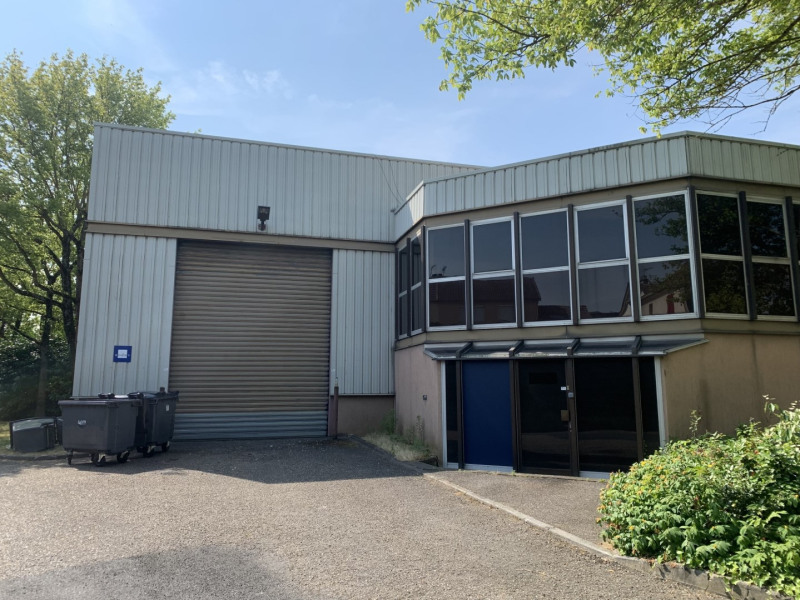 Location Local d'activités de 451,7 m² Palaiseau Est